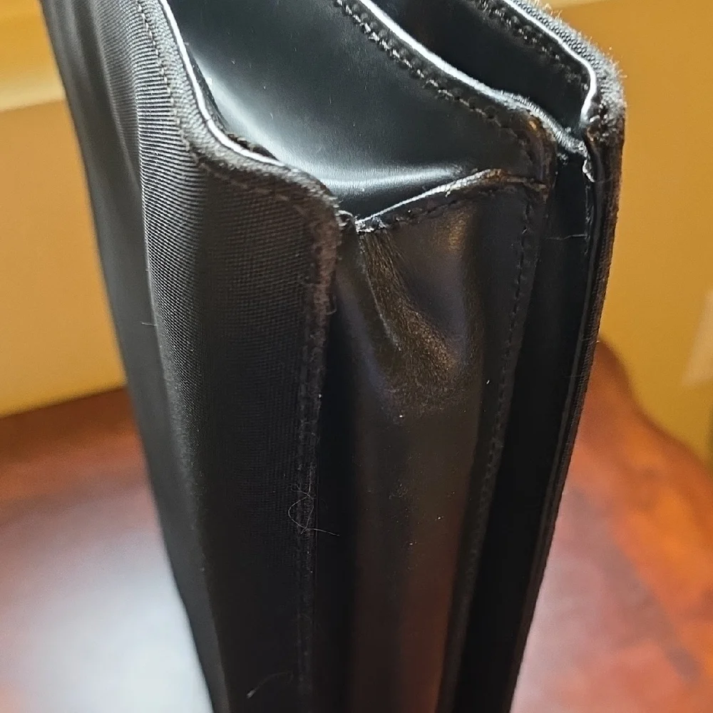 Gucci Black Leather Briefcase with Silver Lock